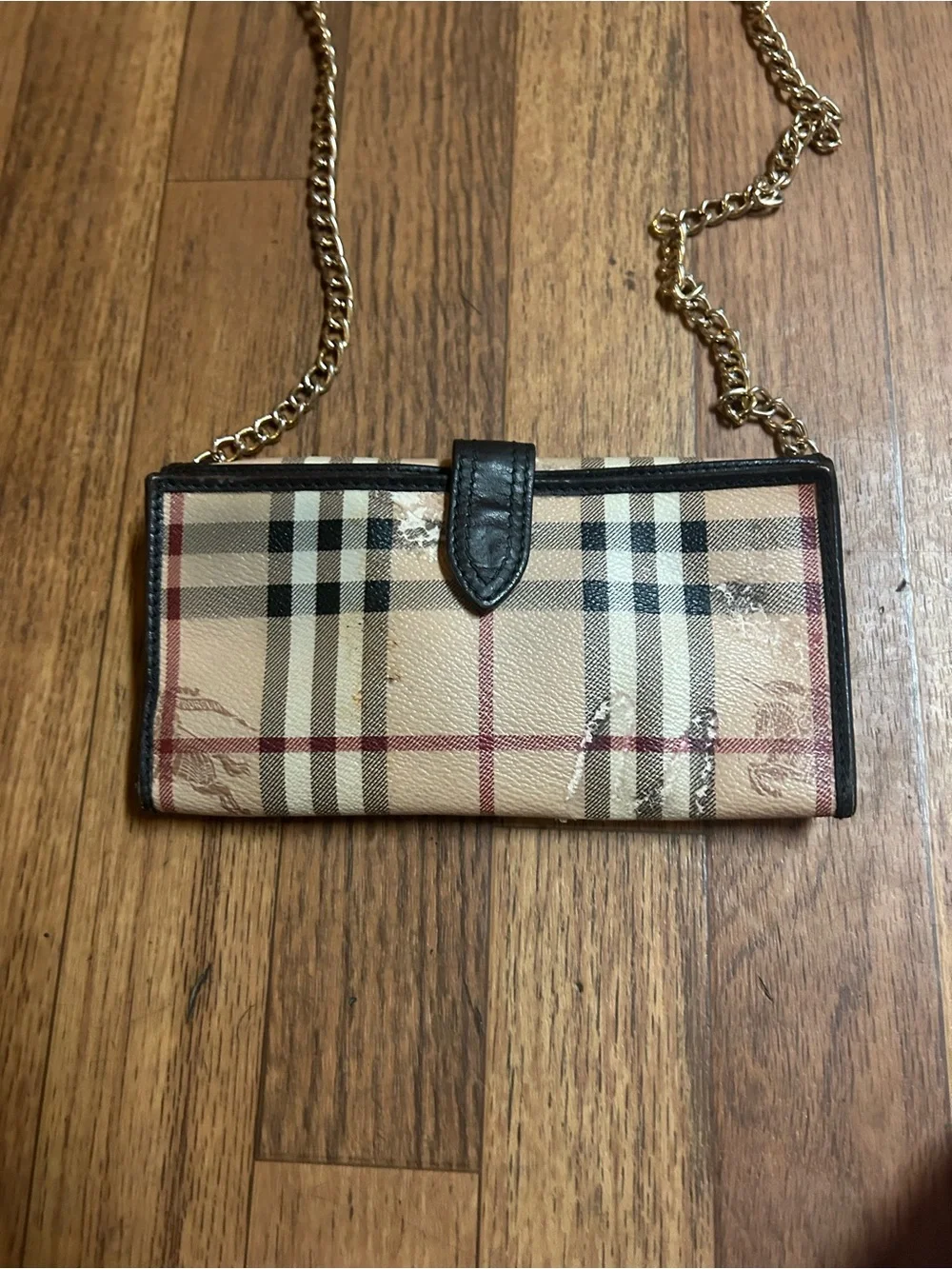 Burberry Classic Plaid Crossbody Wallet with Chain Strap - Beige/Black